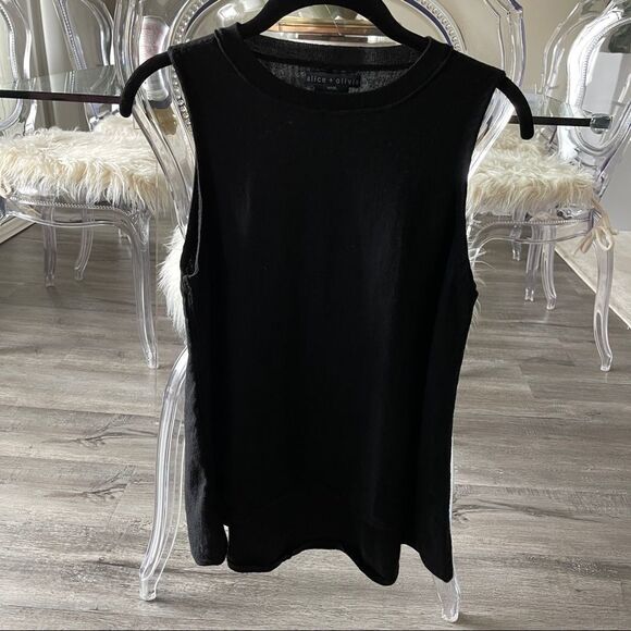 ALICE AND OLIVIA Karma Crewneck High-low Tank - Picture 4 of 10